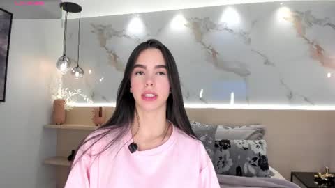 Sol Avelar online show from June 21, 1:20 am