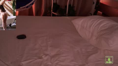 My name isSonya  online show from October 19, 5:37 pm