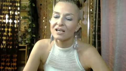 Sonia online show from July 4, 2:35 pm