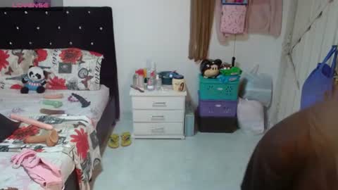 sonialatin69 online show from July 1, 12:26 pm