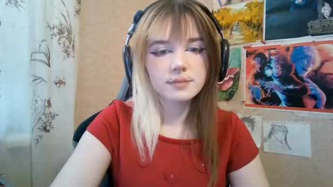 Mila online show from June 28, 3:18 pm