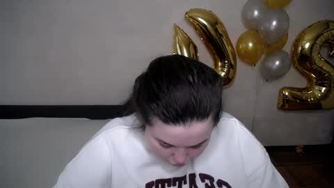 sophia__olsen online show from April 28, 7:56 am