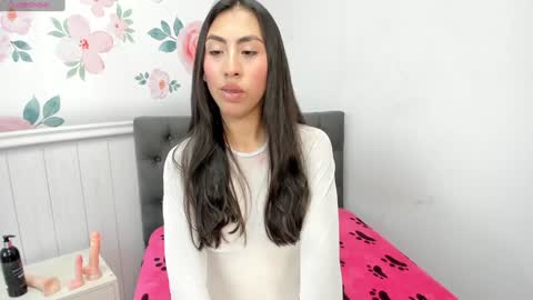 Snapshot of sophia_abad7 chatting on January 13, 7:10 pm Sophia online show from January 13, 7:10 pm