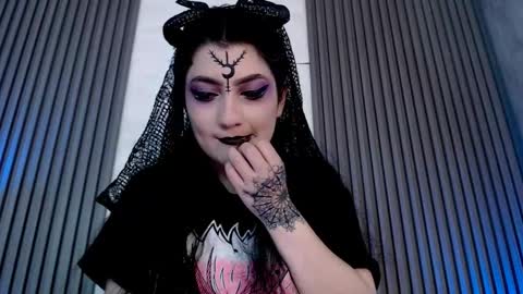 Snapshot of sophia_dk chatting on September 17, 5:00 pm sophia hottie online show from September 17, 5:00 pm