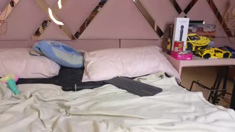 Sophia Grand online show from November 10, 5:13 am