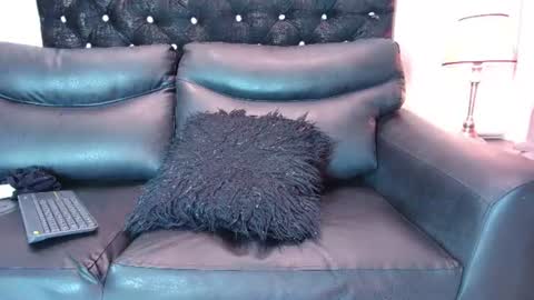 sophia online show from June 18, 1:49 pm