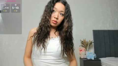 QUEEN OF SQUIRT online show from March 20, 11:48 am