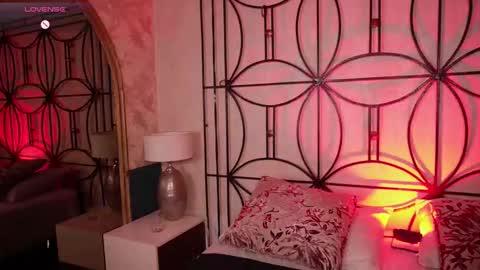 Sofi online show from February 4, 10:51 am