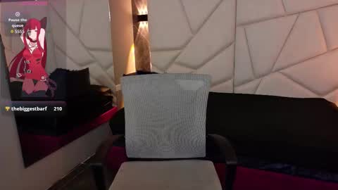 Sophi  online show from October 29, 2:53 pm