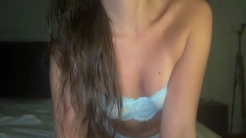 sophiamae online show from July 14, 4:17 am