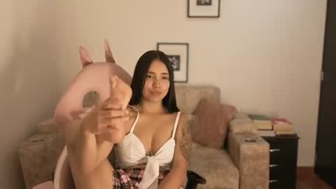 sophiacolemann online show from June 14, 2:24 am
