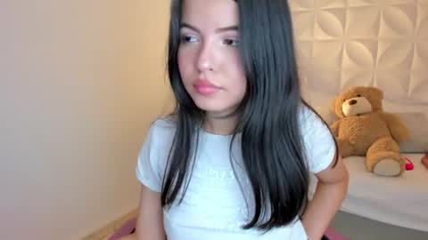 Sophia Howland online show from June 19, 11:19 pm