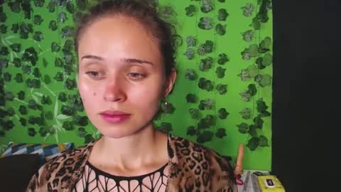 sophiamiller6 online show from July 14, 3:55 am