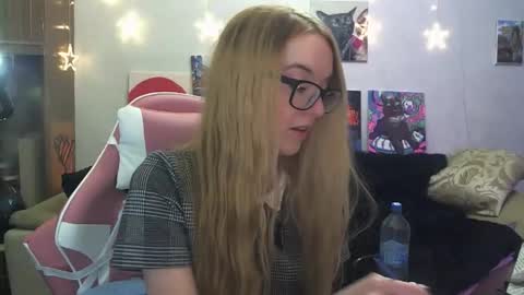 SophiaSonata online show from November 12, 6:39 pm