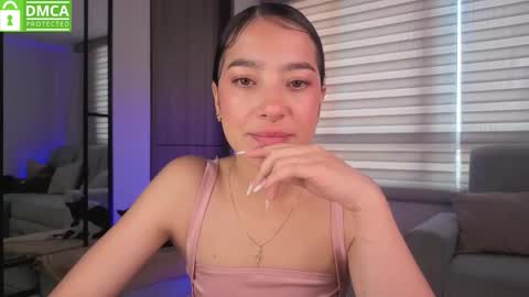 Sophie  online show from December 22, 2:42 pm