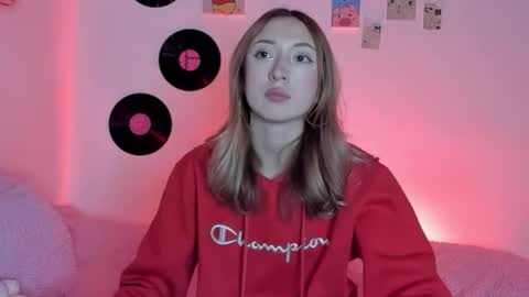 Sophie online show from October 19, 5:31 am