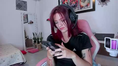 sophie doll online show from May 8, 5:10 am