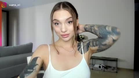 Sonya  online show from July 7, 6:47 am