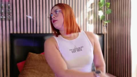 sophie_new25 online show from October 27, 12:55 pm