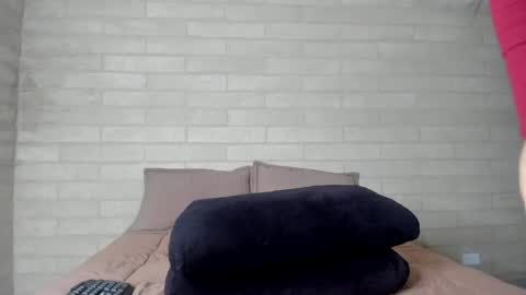 sophiebellucci online show from June 8, 5:52 am