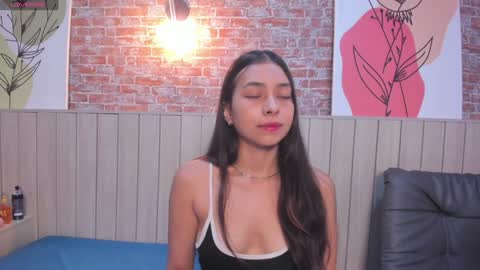 Sophie online show from December 2, 12:17 pm