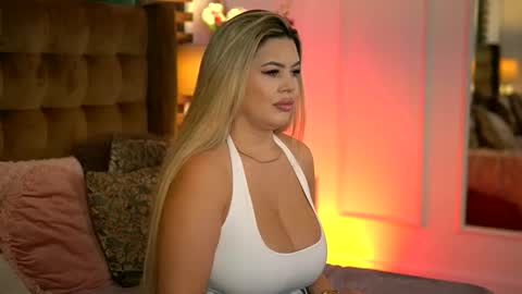 Sophie online show from October 22, 5:34 am