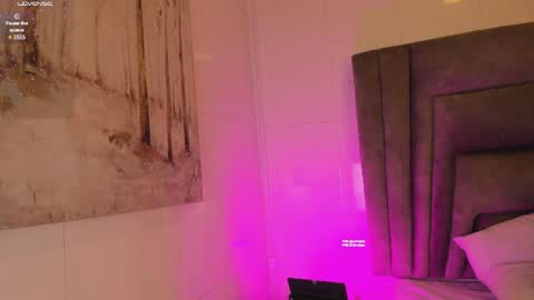 Sophie  online show from June 18, 10:53 am
