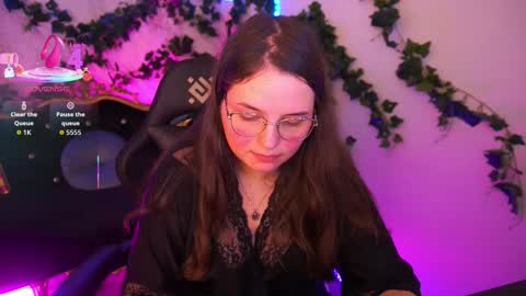 sophieedreams online show from November 21, 2:41 pm