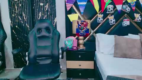 SophieWinslow online show from July 10, 12:49 pm