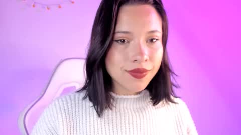 Sophiie Williams online show from February 6, 8:18 am