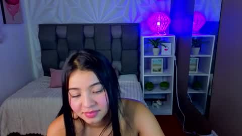 Sophy  online show from June 11, 2:53 am