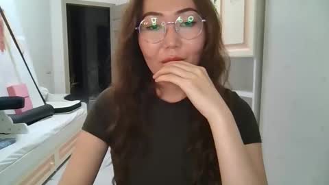 soraasia online show from June 7, 8:59 pm