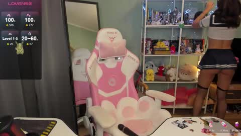 soulmate__ online show from November 18, 5:52 am