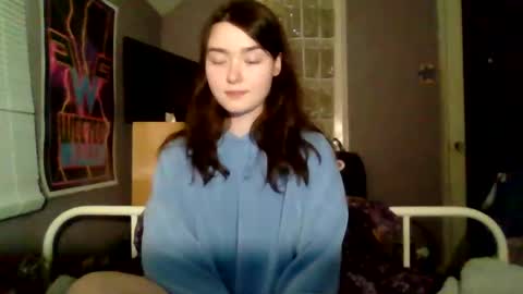 Snapshot of soursou chatting on December 7, 3:25 am sours online show from December 7, 3:25 am