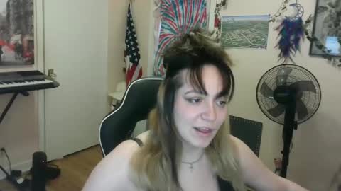 Snapshot of spawnofademon chatting on December 4, 2:48 pm spawnofademon online show from December 4, 2:48 pm