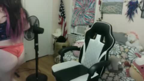 Snapshot of spawnofademon chatting on January 3, 9:04 am spawnofademon online show from January 3, 9:04 am