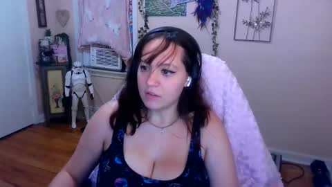 Snapshot of spawnofademon chatting on October 10, 6:18 am spawnofademon online show from October 10, 6:18 am