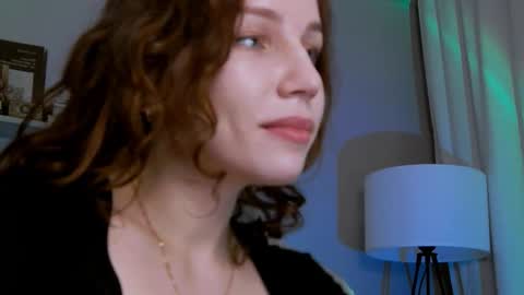 spicy___caramel online show from February 18, 4:17 pm