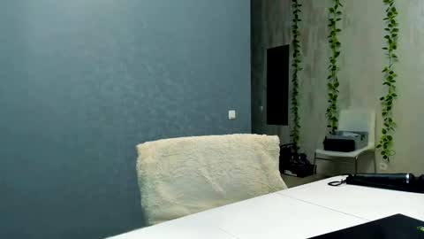 Lilith online show from March 16, 7:07 pm