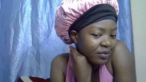 squirt_quueen online show from March 5, 7:15 am