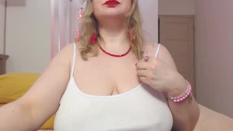  Lily  online show from February 11, 8:54 pm