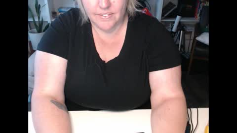 Messi Jessi online show from December 10, 2:28 pm