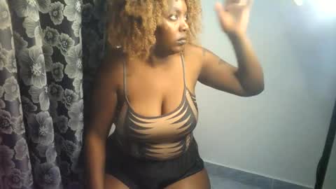 Sexy muna online show from June 6, 9:32 pm