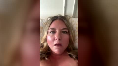 srboggess online show from June 16, 8:32 pm
