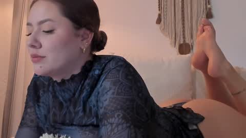 Sophie 3 online show from December 21, 3:47 am