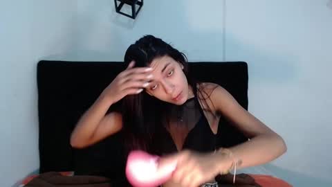 Snapshot of srta_luciana chatting on October 11, 12:41 pm . . online show from October 11, 12:41 pm