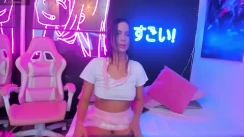 staarlightt online show from January 7, 12:58 am