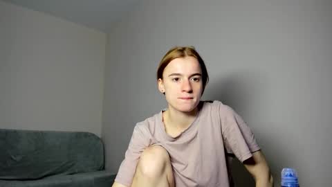 Stacey GMT5 Mo Tu We Th Fr Sa 3am -10am online show from January 14, 3:00 am