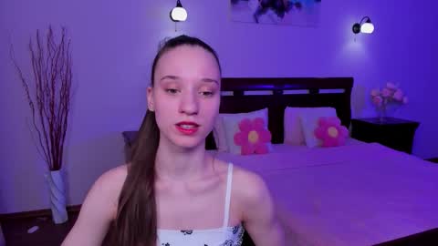 StaceyCutie online show from March 4, 5:52 pm