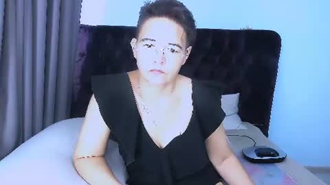 staceydarling online show from July 27, 5:26 am
